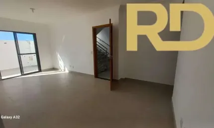 Área privativa 03 quartos, suíte, elevador, 2 vagas no bairro Sagrada Família