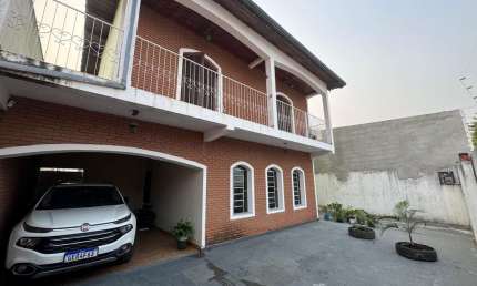 Sobrado para Venda em São José dos Campos, Cidade Morumbi, 4 dormitórios, 1 suíte, 2 banheiros, 4 vagas