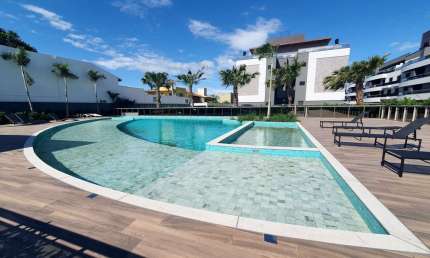 Excelente  apartamento com linda vista, 2 dormitórios no Campeche - Florianópolis /SC.
