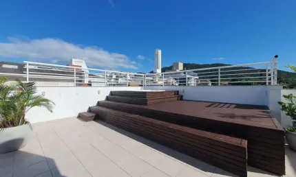 Cobertura com 3 dormitórios, para alugar, 226m² s - Campeche / Florianópolis