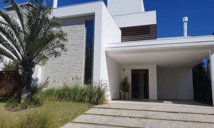 Casa de condomínio para venda com 2 suítes 1 dorm no térreo - Rio Tavares - Florianópolis / SC