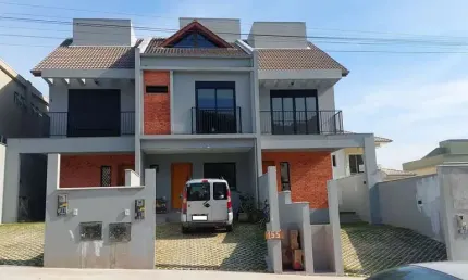 Casa para locação com 1 suítes e amplo sótão, no campeche - florianópolis - sc