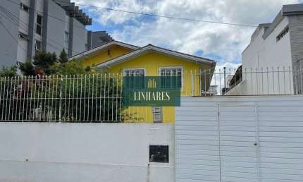 Casa  - terreno com  viabilidade de construção para prédio