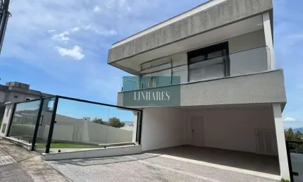 Casa Alto Padrão 3 suítes em Pedra Branca, Palhoça/SC
