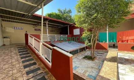 Casa com 3 quartos à venda na Rua Califórnia, Santa Fé, Betim