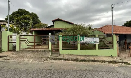 Casa com quintal - 3 quartos 1 vaga - Betim Industrial - Betim MG