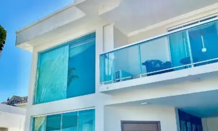 Casa em condomínio fechado com 3 quartos para alugar no Imboassica, Macaé 