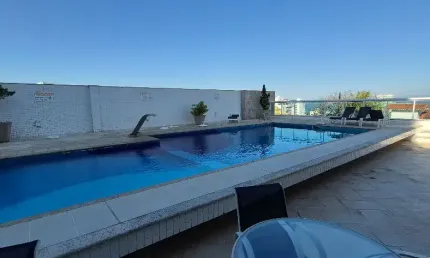 Apartamento com 3 quartos para alugar no Glória, Macaé 