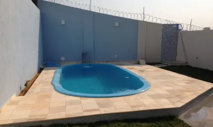 Casa em condomínio fechado com 3 quartos para alugar no Glória, Macaé 