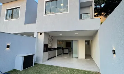 Casa com 3 quartos à venda no Mirante da Lagoa, Macaé 
