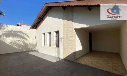 Casa com 3 dormitórios à venda, 141 m² por R$ 390.000,00 - Vila Brasil - Pirassununga/SP