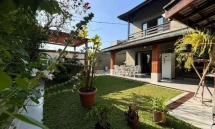 Sobrado com 4 dormitórios à venda, 363 m² por R$ 1.500.000,00 - Parque dos Pássaros - São Bernardo do Campo/SP