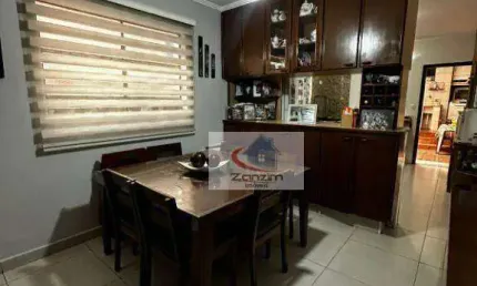 Sobrado com 4 dormitórios à venda, 185 m² por R$ 690.000,00 - Piraporinha - Diadema/SP