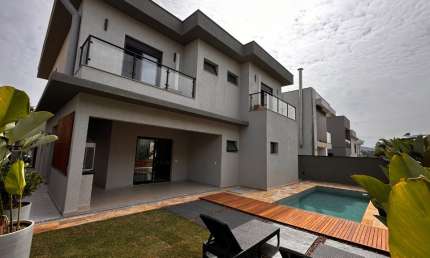 Venda de uma Excelente Casa Mobiliada no Residencial Tamboré 11 Alphaville