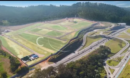 Excelente Lote em Condomínio Fechado em Cotia ao lado da Rodovia Raposo Tavares