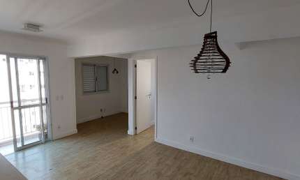 Vende Apartamento no Portal dos Ipês 56 mts com Sacada