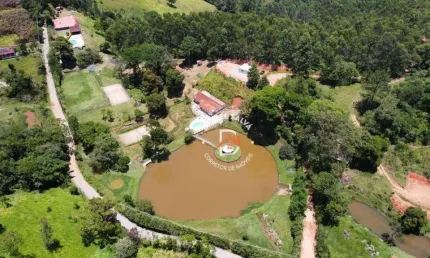 Chácara com 9 dormitórios (3 suítes)  à venda, 17000 m² por R$ 1.550.000 - Divininho - Nazaré Paulista/São Paulo