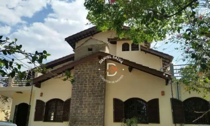 Casa com 5 dormitórios (4 Suítes) à venda, 490 m² por R$ 970.000 - Retiro das Fontes - Atibaia/SP
