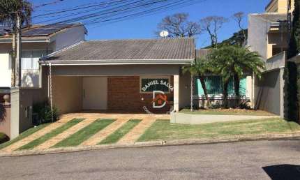 Casa com 3 dormitórios à venda, 142 m² por R$ 1.300.000,00 - Condomínio Arco Iris - Atibaia/SP