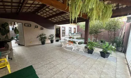 Casa com 3 dormitórios (01 suíte)  à venda, 150 m² por R$ 699.000 - Vila Petrópolis - Atibaia/SP