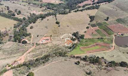 Sítio com 3 dormitórios à venda, 76225 m² por R$ 1.299.000,00 - Boa Vista - Atibaia/SP