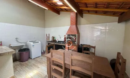 Casa à venda com 3 dormitórios (1 Suíte), 78 m² por R$ 599.000 - Jardim Alvinópolis - Atibaia/SP