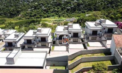 Casas à Venda em Atibaia/SP (Village - 7 unidades) , com 3 dormitórios (3 suítes), 114,85 m² por R$ 909.000,00