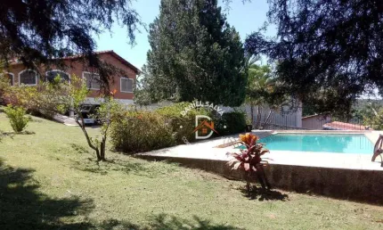 Chácara à Venda em Jarinu com 3 dormitórios (1 suíte), 2.400 m² por R$ 990.000,00  Jarinu/SP