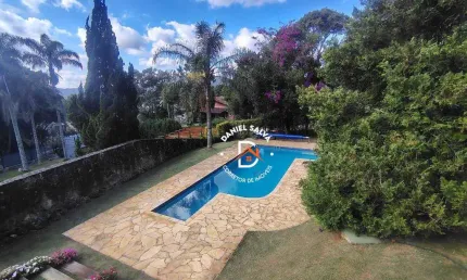Chácara com 5 dormitórios (2 Dormitórios) à venda, 1150 m² por R$ 2.650.000 - Itapetininga - Atibaia/SP