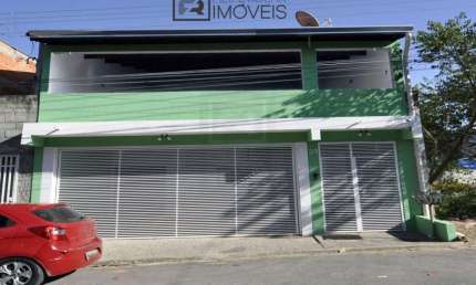 Maravilhosa Casa com 3 quartos com Amplo Salão de Festas no Residencial das Flores em Itapevi