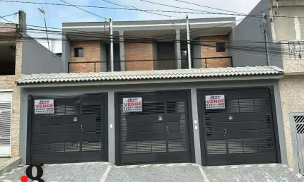 Casa com 3 quartos à venda na Rua Mandaguaí, Vila Ré, São Paulo