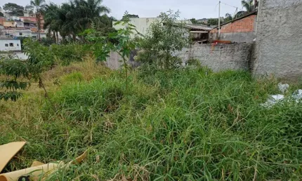 Terreno à venda na Rua Benedito Sebastião Sobrinho, Vila Central, Ferraz de Vasconcelos