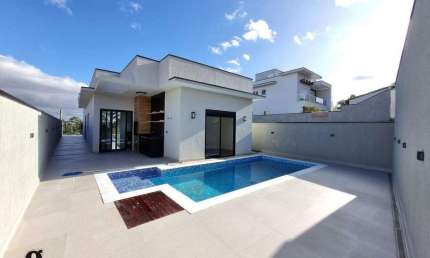 Casa à venda - Parque Residencial Itapeti - 1.790.000,00