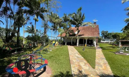 Chácara / sítio com 4 quartos à venda na Estrada dos Índios, Jardim das Cerejeiras, Arujá