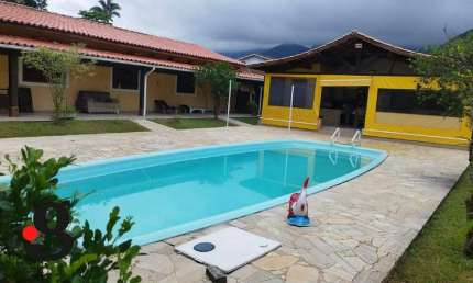 Casa de Praia à Venda na Praia da Cocanha – Massaguaçu, Caraguatatuba