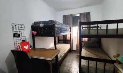 1 dormitorio -predio com zelador - 400m da praia - excelente  local