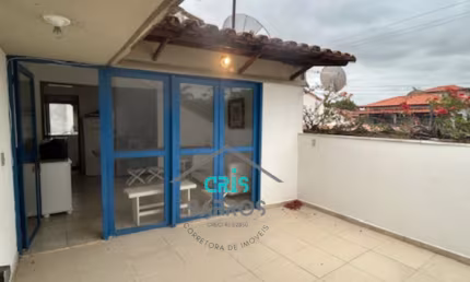 Casa em condomínio fechado com 2 quartos à venda na Rua Pedro Valentim, Portinho, Cabo Frio, 64 m2 por R$ 350.000