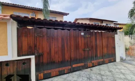 Casa em condomínio fechado com 2 quartos à venda na Rua Meriti, 180, Rocha Sobrinho, Mesquita