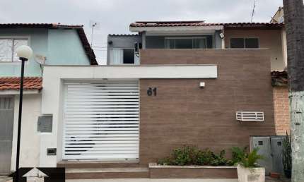 Casa em condomínio fechado com 3 quartos à venda na Rua Meriti, 180, Rocha Sobrinho, Mesquita