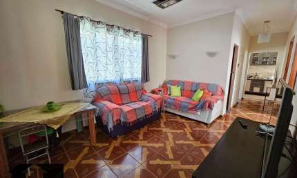Santo Elias – Casa Térrea em Amplo Terreno e Excelente Localização