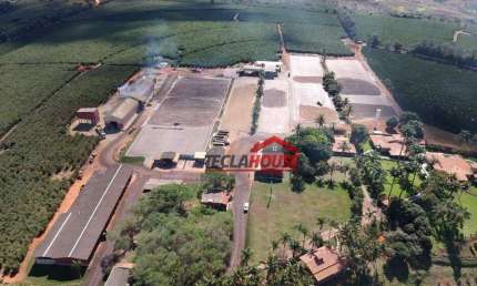 Fazenda com 6 dormitórios à venda, 13380000 m² por R$ 280.000.000,00 - Santa Clara 2 - Piumhi/MG