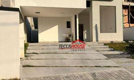 Casa no Aruã com 3 dormitórios à venda, 150 m² por R$ 1.700.000