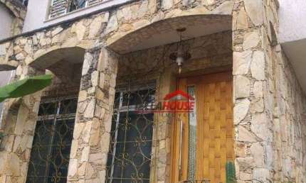 Casa com piscina na Vila Rosalia a VENDA   1.200.000,00