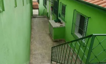 Casa a venda no jaguare , 3 imoveis no mesmo terreno.