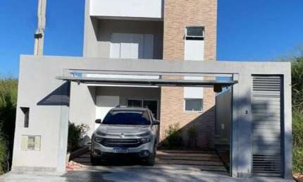 Casa com 3 quartos à venda no Centro, Araçariguama 