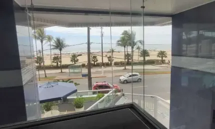 Apartamento 3 dormitorios, vista para o mar em Guilhermina - Praia Grande