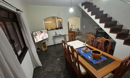 Casa com 4 quartos à venda no Jardim D'Abril, Osasco 