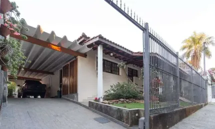 Casa com 3 quartos à venda no Parque Continental, São Paulo 