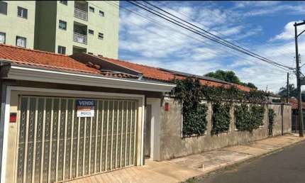 Espetacular Residencia com Infraestrutura Completa e Design Moderno