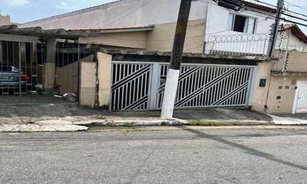 Casa a venda no Jaguare, Sao Paulo - 2 dormitorios, garagem coberta e quintal!
